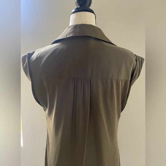 Express Button Down Dress with Front Pockets SMALL - Picture 7 of 8